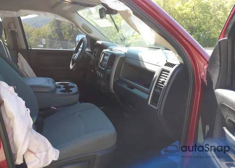 2015 Ram 2500 St z USA, uszkodzony, nr VIN 3C6UR5CL3FG593939